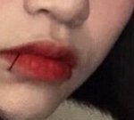 [댓글부탁해] 이 <b>색깔</b> 립 알려줄사람 !
