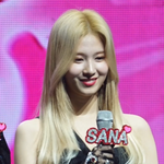 [트와이스] 트와이스 <b>팬시</b> 컴백 쇼케 축하해