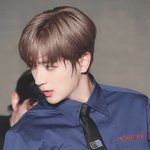 반전 매력 돋는 남돌