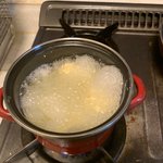 [음식] <b>핵불닭소스</b>를 라면사리에 넣어보았다.