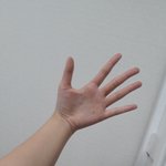 [댓글부탁해] 나보다 <b>손</b>큰 <b>사람</b> 있으면 나와봥