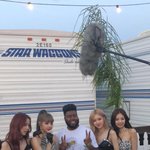 블핑 옆에 이거 <b>칼리드</b>야?