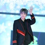 [강다니엘] 멈무 <b>발도장</b> 콩 (υ·•︠ᴥ•︡ υ)