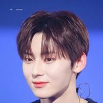 [댓글부탁해] 길가면서 핸드폰하는애들 들어<b>와바</b> ㅈㅂ