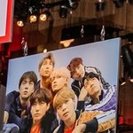 [드루와] 타임지 100인 <b>갈라</b> 행사장에 방탄사진 걸림