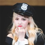 요즘 부쩍 반짝거리는 <b>여</b><b>돌</b>