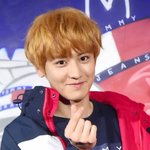 [EXO] 찬열이 ㅌㅏ미 행사 참여하는거래 <b>자몽</b>이야?ㅠㅠ