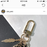 얘들아 에어팟 <b>키링</b> 좀 골라주셈ㅠㅠㅜㅜㅜ