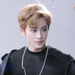 [NCT] 어웨이큰 음반이랑 포카랑 왜케 다 이뻐..?