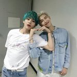 [방탄소년단] 타팬인데 궁금한게 있어서요