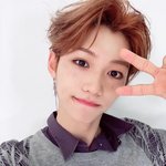 신박한 방법으로 친구 선물<b>사준</b> 아이돌