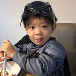 잘생겼다고 난리 난 <b>연</b>옌 부부의 아들