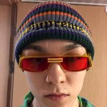 <b>버논</b> 얼굴 왜 이렇게 쓰냐