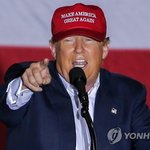 오하이오주 '리마 군용전차공장' 둘러보는 트럼프 (30)