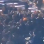 방탄이랑 사진 찍으려고 줄 선 스타들