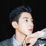 데뷔 16년만에 솔로앨범 나오는 아이돌