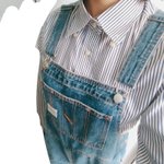 얘들아 이렇게 입는거 이상하지