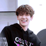 [EXO] 눈을 뗄 수 없어 시선이 <b>자연</b>스레