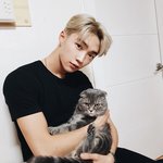 강다니엘 닮은 <b>프듀X</b> 박유리.jpg