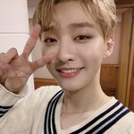 공식 활동 종료한 윤지성