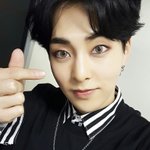 [EXO] <b>이사진</b> 고화질 있는사람~?