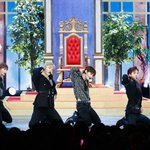 뉴이스트가 공방 <b>온</b> <b>팬</b>들에게 준 선물