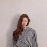 야 근데 <b>채령</b>은 ㄹㅇ 예쁘게 생기지 않앗냐