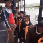 [19] 너희들 남자애 쳐다보다가 <b>만약</b>에