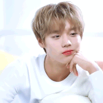 [댓글부탁해] 박지훈 <b>볼살</b>이 눌려