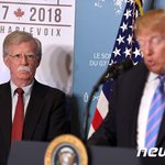 트럼프 "볼턴 좋아해. 최종결정은 내가"… 불만설 일축