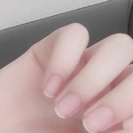 나 <b>손톱</b>정리 첨 해봤는데 어때?