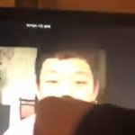 [댓글부탁해] 자기 자신한테 <b>주먹</b>질하는 아이돌