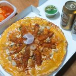 피자랑 떡볶이 조합 좋다 먹어봐