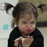 스승의 날에 안 친한 쌤한테 <b>젤리</b>랑 쪽지 드리는 거 좀 오바임?