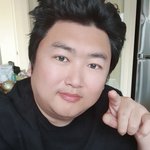 얼굴 큰 남자 <b>별로</b> 인가요?