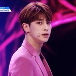 [드루와] <b>러브</b>샷 무대하고 반응 좋은 MBK 이한결