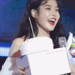 [모두드루와] <b>연대</b> 축제 온 아이유 허당미 ㅋㅋㅋㅋ