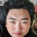 <b>이</b> 정도 외모면 사귈만 하지 않음?