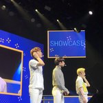 [모두드루와] 어제 <b>TXT</b> 쇼케+하이터치 갔다왔는데