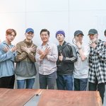 [댓글부탁해] 오늘 새 멤버까지 <b>영입</b>해서 컴백하는 그룹