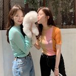 <b>휴지</b> 생일기념 가족사진 찍은 다비치