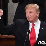 오하이오주 '리마 군용전차공장' 둘러보는 트럼프 (36)