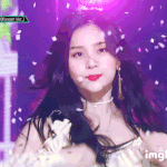 요즘 내 <b>또래</b>애들 애들 옷은 어른스럽게 입으면서