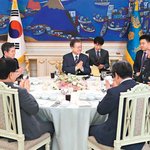 오하이오주 '리마 군용전차공장' 둘러보는 트럼프 (37)