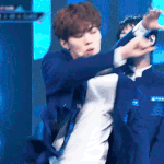 오늘 <b>엠카무대</b>에서 김우석.jpg