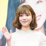 <b>SKT</b>인 애들중에 데이터없는애들 와봐