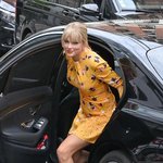 추가) <b>테일러</b> 팬에게 싸인 거부ㄷㄷ