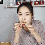 [EXO] <b>닭다리</b> 물렁뼈도 놓치지않아