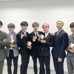 [방탄소년단] 왔다아아~~~