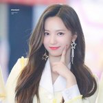 <b>봄</b>향기 나는 <b>웜</b><b>톤</b> 아이도루